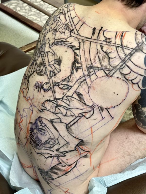 outline of full back piece